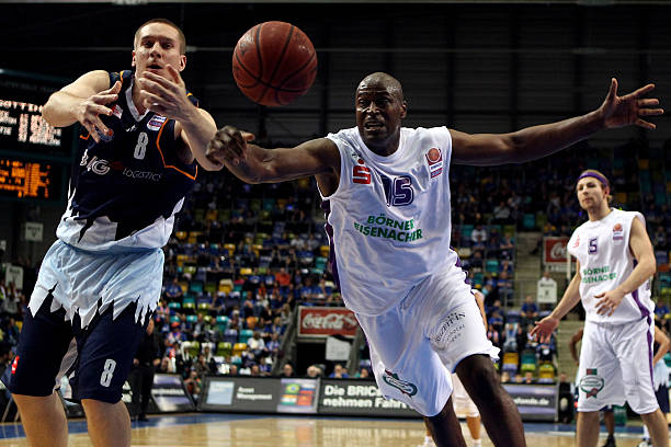 连发现投篮 连发现投篮