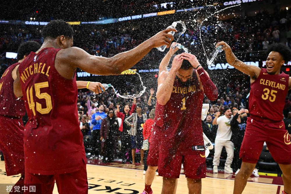 着全球球迷 着全球球迷